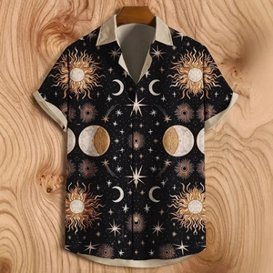 Chemise homme slim à manches courtes avec imprimés célestes vintage soleil et lune noirs