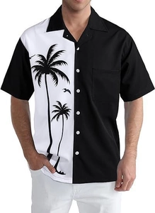Détail d'une chemise homme à manches courtes avec imprimé cocotier noir et blanc