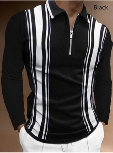 Détail du polo pour hommes avec rayures verticales noires et blanches et col demi-zip