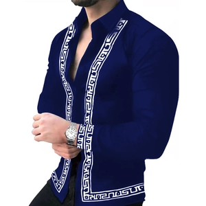 Camicia da uomo blu navy a maniche lunghe con greca bianca su colletto e polsini