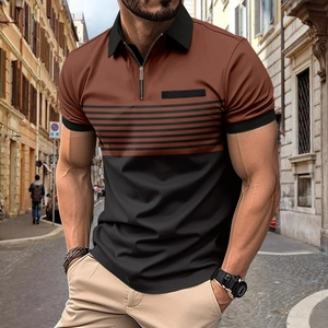 Détail du polo pour hommes avec col zippé business et motif à rayures horizontales