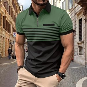 Polo pour hommes coupe slim vert et noir avec col zippé et motif à rayures dégradées