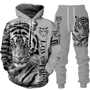 Flachbild eines grauen Herren-Trainingsanzugs mit realistischem 3D-Tiger-Druck und Hoodie