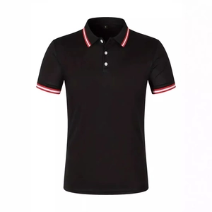 Polo da uomo nera classica con bordi a righe rosse e bianche su colletto e maniche