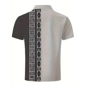Vue arrière du polo pour hommes avec panneaux gris bicolores et imprimé géométrique