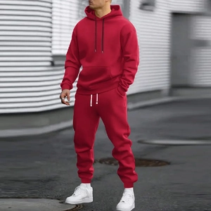 Survêtement homme rouge avec sweat à capuche et pantalon de jogging pour le printemps