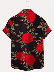 Vue détaillée du dos d'une chemise pour homme avec imprimés roses rouges en 3D