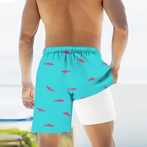 Détail du short de bain bleu pour homme avec motif requin rose et doublure en maille