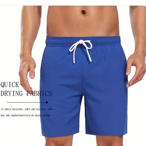 Détail d'un short bleu roi à séchage rapide avec taille élastique et cordon de serrage blanc