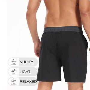 Détail du short noir respirant pour hommes montrant la taille élastique et les icônes