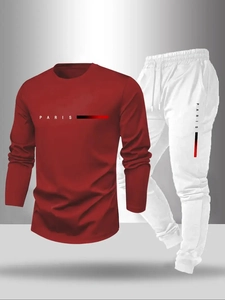 Detailed 3D view of burgundy long sleeve T-shirt and white joggers with Paris print