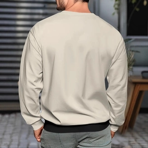 Sweat-shirt crème pour homme à col rond et manches longues avec vue de dos