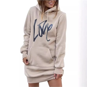 Dames hoodie-jurk in kaki met LOVE-opdruk en handige kangoeroezak aan de voorzijde