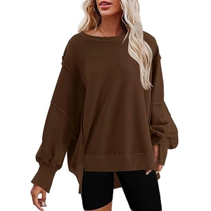Dames oversized donkerkoffie sweatshirt met ronde hals en zijsplitjes