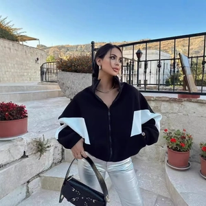 Women's casual oversized color block sweatshirt with high neck and half-zip detail