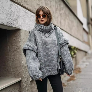 Pull en maille grise pour femme avec col roulé et manches tombantes style décontracté