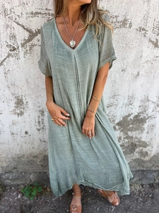 Robe longue ample vert sauge à col en V avec tissu texturé et style bohème décontracté