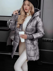 Manteau d'hiver gris à capuche pour femme en tissu métallique avec surpiqûres étoiles