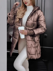 Parka à capuche marron métallisé pour femme avec matelassage en étoile pour l'hiver