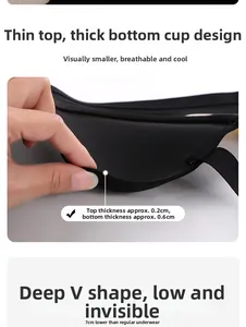 Detalle del sujetador sin costuras en V con relleno push-up de 0,6 cm para realzar el busto