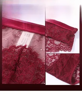 Detalle de braga de encaje rojo oscuro con malla transpirable y refuerzo de algodón