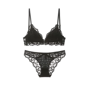 Conjunto de lencería de encaje negro sexy con sujetador de triángulo y braga a juego
