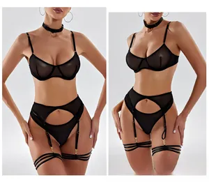 Détails de l'ensemble de lingerie en maille noire avec soutien-gorge à armatures