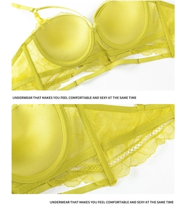 Détails en dentelle florale vert fluo avec des bords festonnés délicats sur le soutien-gorge