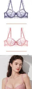 Détail du soutien-gorge français ultra-fin en dentelle avec motifs de cœurs et bords ondulés