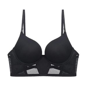 Sujetador push-up negro sin costuras estilo francés con espalda en U y detalles malla