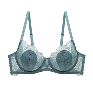 Soutien-gorge en dentelle bleu clair avec broderies florales et bretelles réglables