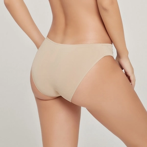 Culotte sans couture pour femme couleur chair respirante et extensible à taille basse