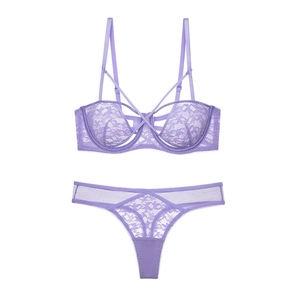 Ensemble lingerie dentelle lavande style français avec soutien-gorge et string en V