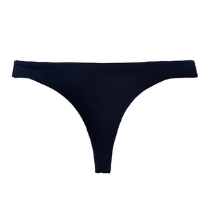 Seamless low-waist black thong for women with cotton crotch and breathable fabric