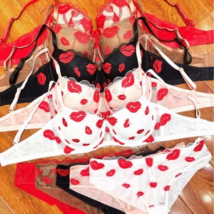 French Sexy Lingerie Set For Women Red Lip Embroidery Lace Underwire Gathered Bra Mesh Panty Top And Bottom Underwear