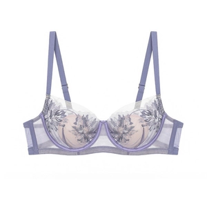 Elegant lavender lace bra with floral embroidery and underwire support for a push-up lift
