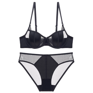 French style sexy black lingerie set with lace back and push-up bra for women
