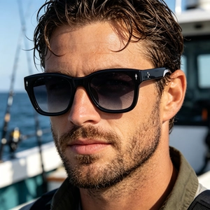 Classic square polarized sunglasses for men featuring vintage rivets and grey gradient lenses