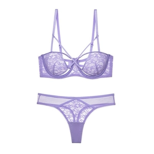 Ensemble de lingerie en dentelle française lavande avec soutien-gorge et string