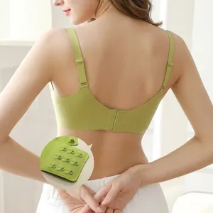 Seamless push-up bra in avocado green with adjustable straps and invisible back buckle