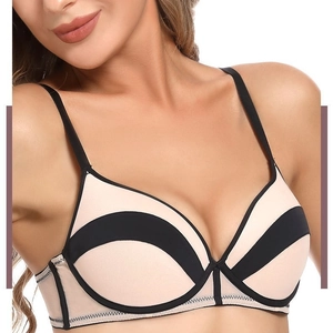 Soutien-gorge push-up sexy français chair avec passepoil noir et bretelles fines
