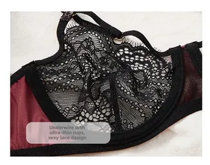 Dettaglio di raso bordeaux e pizzo nero con ferretto e cinturini regolabili del reggiseno