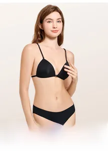 Nahtloses schwarzes Dessous-Set mit Frontverschluss, dünnen Trägern und Triangel-Cups
