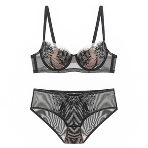 Ensemble de lingerie sexy en dentelle noire style français avec broderie florale