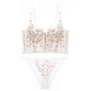 French Palace Style Luxury Embroidered Lace Lingerie Top And Bottom Sexy Breathable Soft Underwire Longline Bra Thong