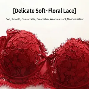 Reggiseno in pizzo floreale rosso intenso con eleganti bordi a ciglia e fiocco centrale