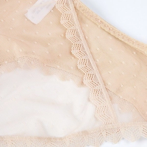 Culotte en dentelle beige sexy avec maille transparente et gousset en coton respirant