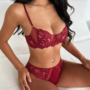 Women Sexy French Lace Lingerie Ultra Thin Floral Embroidery Underwired Bra And Panty Large Bust Minimizer Vintage Style