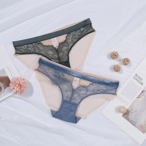 Lot de deux culottes en dentelle florale transparente vert foncé et bleu avec entrejambe coton