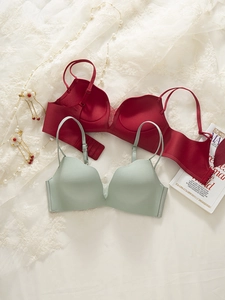 Detail showing seamless non-wired bras with silk finish and delicate lace trim accents